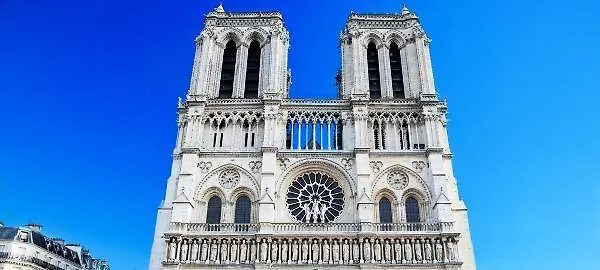 De Saint Georges Paris